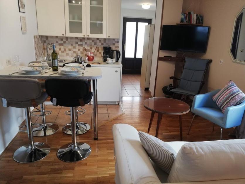 포레치 Studio Apartman Meli 아파트 외부 사진