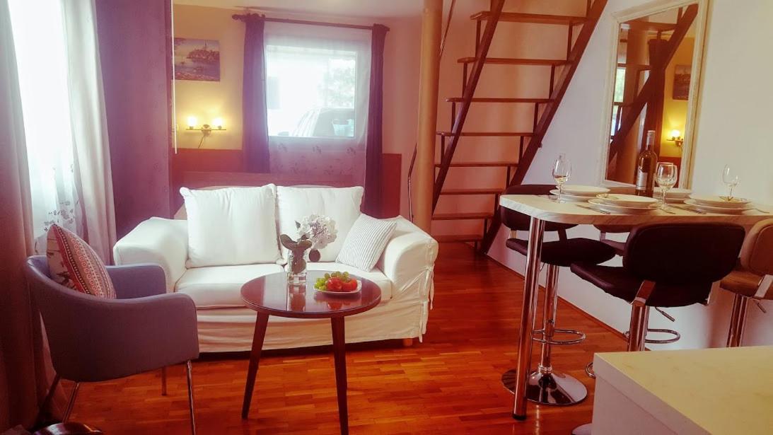 포레치 Studio Apartman Meli 아파트 외부 사진
