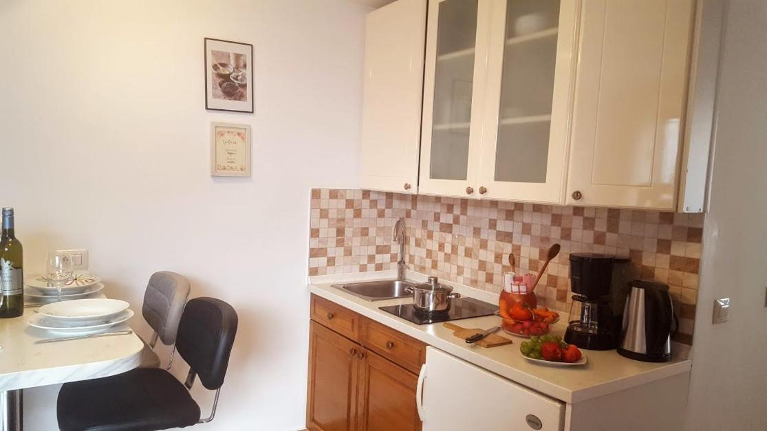포레치 Studio Apartman Meli 아파트 외부 사진